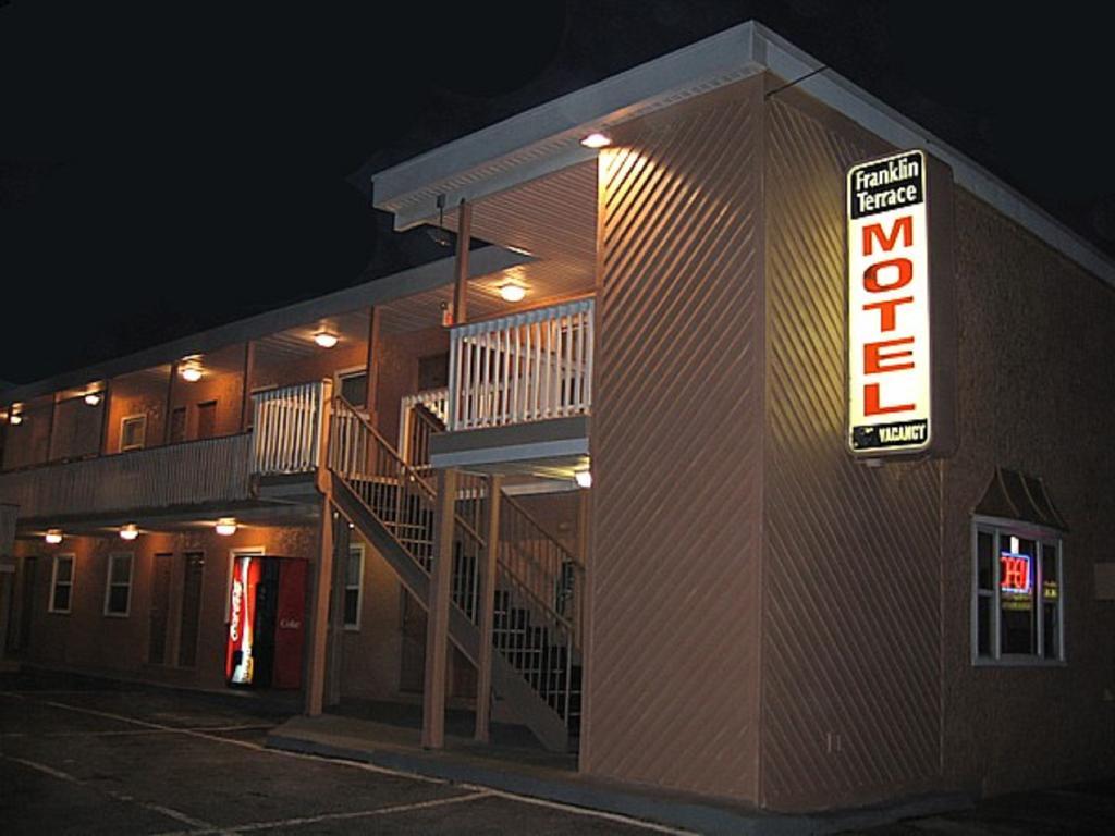 Franklin Terrace Motel シーサイド・ハイツ エクステリア 写真